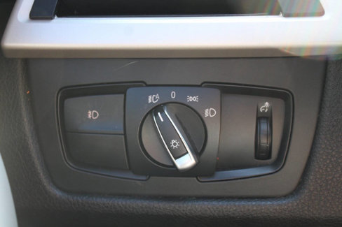 Used 2015 BMW 320i xDrive Sedan image 35