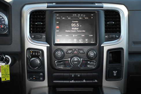 Used 2015 RAM 1500 Outdoorsman image 27