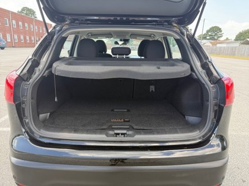 Used 2019 Nissan Rogue Sport SV image 15