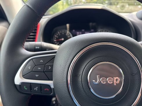 Used 2020 Jeep Renegade Trailhawk image 27