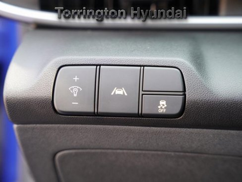 Used 2022 Hyundai Elantra SEL w/ Cargo Package image 20