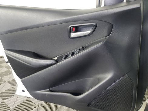 Used 2017 Toyota Yaris iA image 27