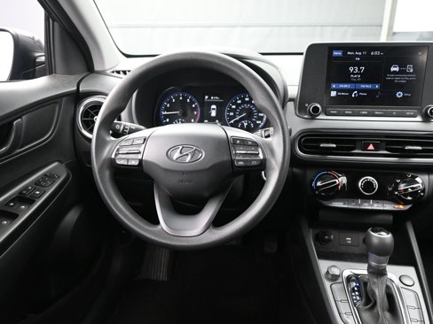 Used 2022 Hyundai Kona SEL image 13