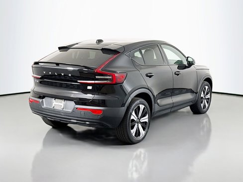 Used 2023 Volvo C40 Recharge Core w/ Protection Package Premier image 7