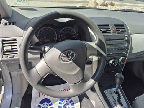 Used 2010 Toyota Corolla LE image 4