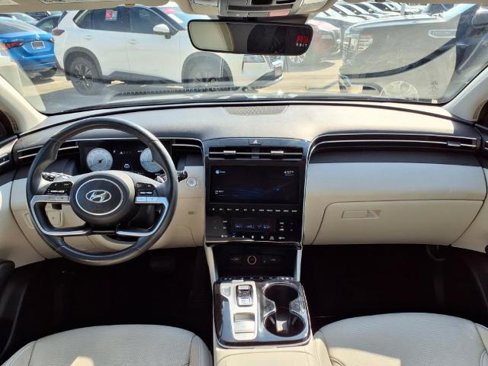 Used 2022 Hyundai Tucson Limited image 4