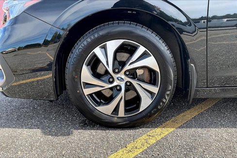 Used 2023 Subaru Legacy Premium image 9