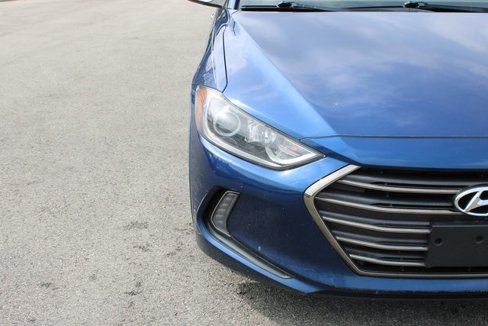 Used 2017 Hyundai Elantra Limited image 45