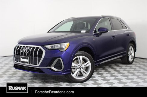 Used 2022 Audi Q3 2.0T Premium w/ Convenience Package image 1