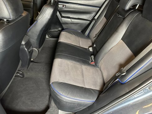 Used 2019 Toyota Corolla L image 19