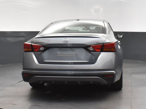 Used 2023 Nissan Altima 2.5 SV image 6