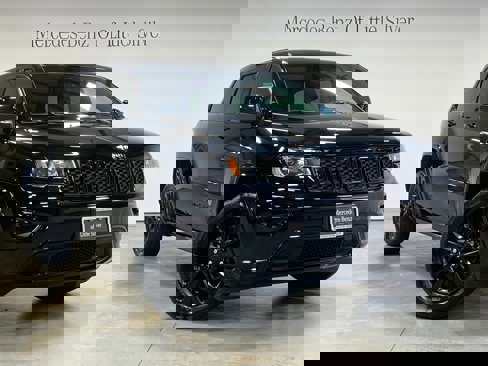 Used 2018 Jeep Grand Cherokee Altitude image 7