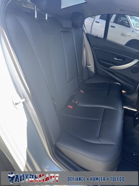 Used 2018 BMW 320i xDrive Sedan w/ Convenience Package image 12