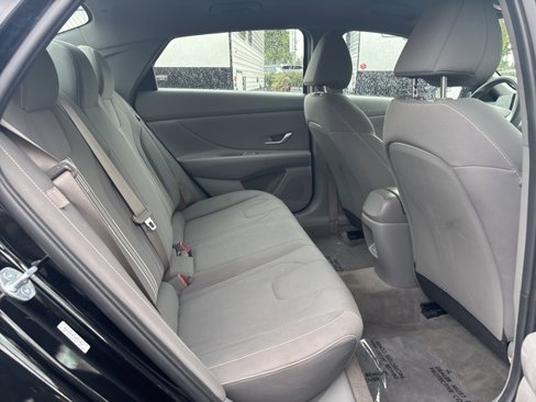 Used 2024 Hyundai Elantra SEL image 9