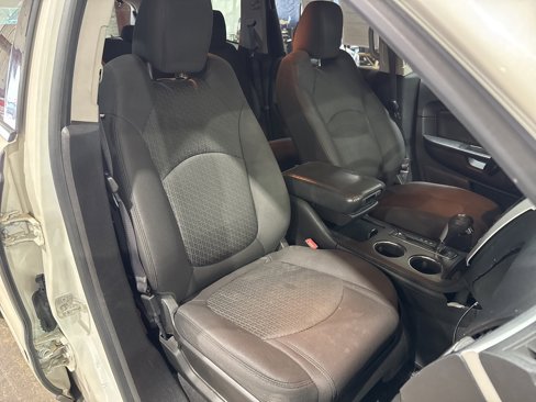 Used 2012 Chevrolet Traverse LT image 30