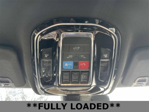 Used 2021 Jeep Grand Cherokee L Overland w/ Luxury Tech Group IV image 34