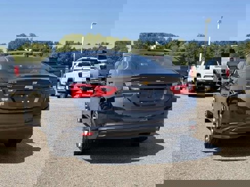 Used 2023 Chevrolet Malibu LT image 6