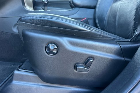 Used 2015 Jeep Grand Cherokee Limited image 13