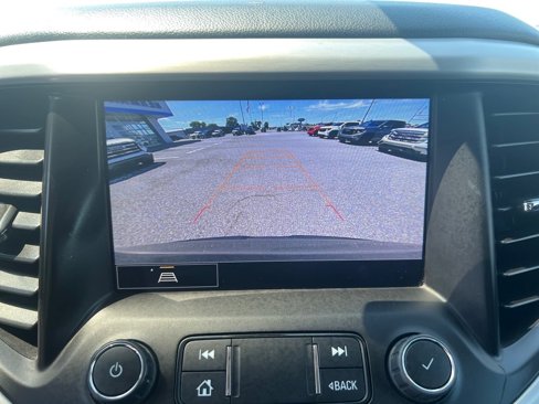 Certified 2023 GMC Acadia SLT image 27