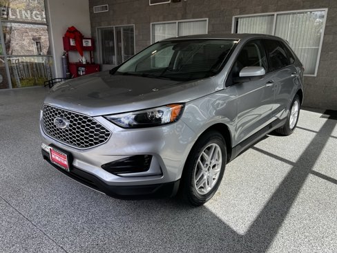 Used 2024 Ford Edge SEL image 7