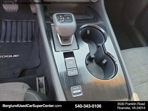 Used 2023 Nissan Rogue SV image 33
