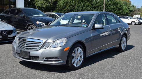 Used 2012 Mercedes-Benz E 350 4MATIC Sedan image 3