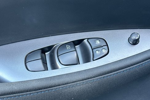 Certified 2024 Nissan Leaf S image 12