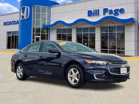 Used 2018 Chevrolet Malibu LS image 1
