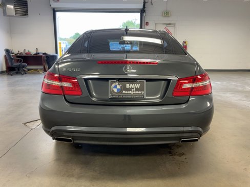 Used 2010 Mercedes-Benz E 550 Coupe image 9
