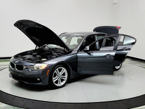 Used 2017 BMW 320i Sedan image 9