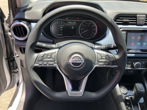New 2025 Nissan Versa SV image 8