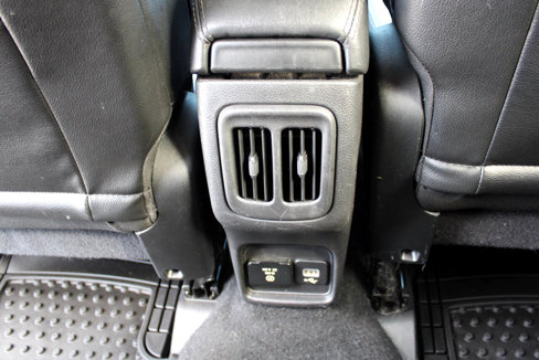 Used 2018 Jeep Compass Latitude w/ Popular Equipment Group image 74