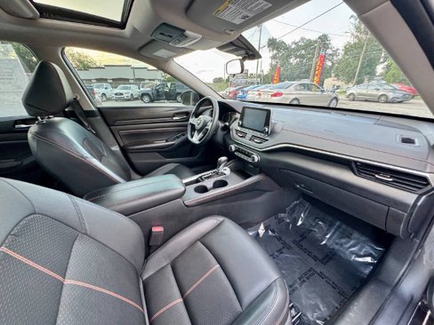 Used 2020 Nissan Altima 2.5 SR image 12