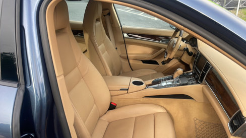 Used 2011 Porsche Panamera 4 image 50