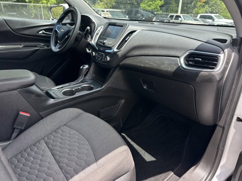 Used 2018 Chevrolet Equinox LT image 36