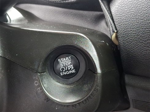 Used 2021 Jeep Renegade Trailhawk image 22