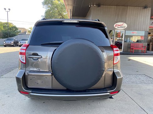 Used 2012 Toyota RAV4 4WD image 5