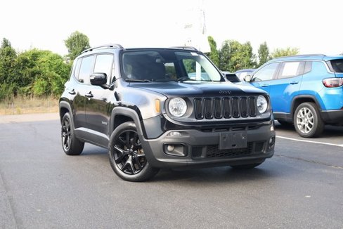 Used 2017 Jeep Renegade Altitude image 2