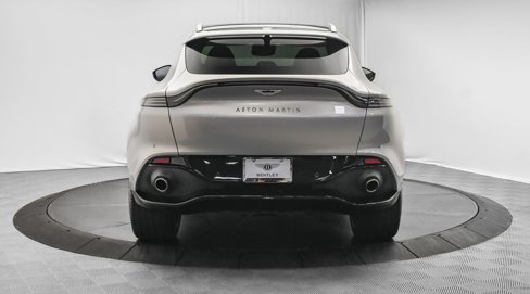 Used 2021 Aston Martin DBX image 6