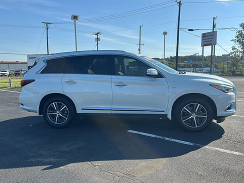 Used 2019 INFINITI QX60 Luxe w/ Essential Package image 9
