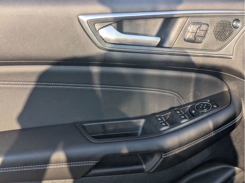 Certified 2024 Ford Edge Titanium image 14