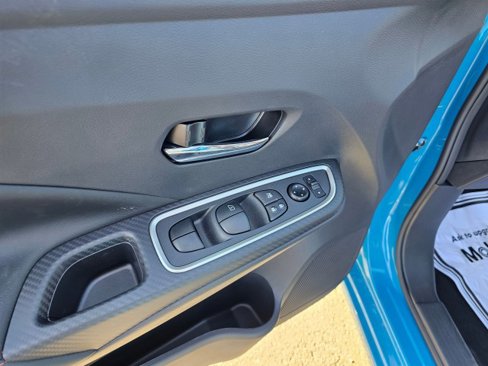 New 2025 Nissan Versa SR w/ Trunk Package image 26