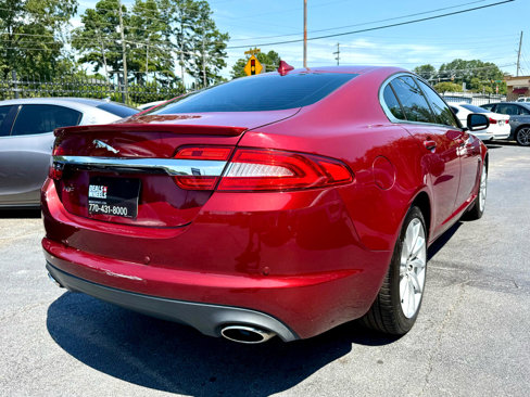 Used 2013 Jaguar XF image 8
