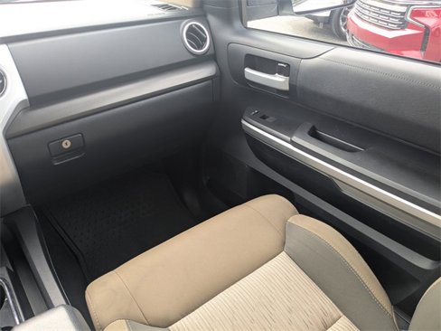 Used 2014 Toyota Tundra SR5 image 18