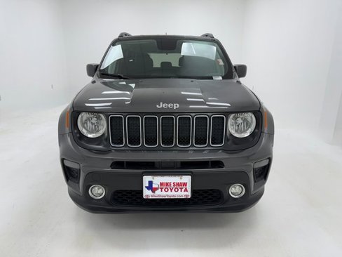 Used 2019 Jeep Renegade Latitude image 3
