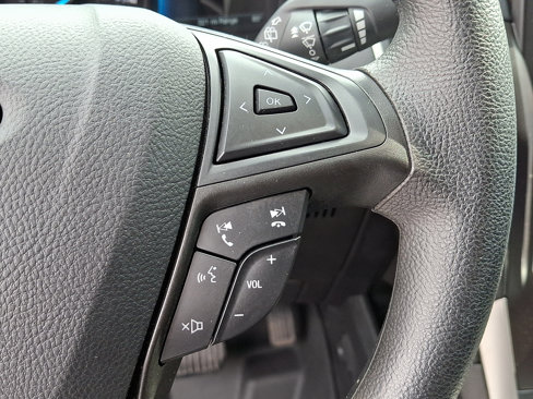 Used 2021 Ford Edge SE image 23