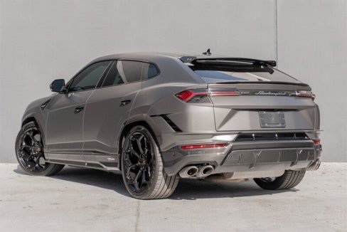 Used 2023 Lamborghini Urus Performante image 8