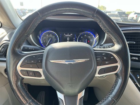 Used 2019 Chrysler Pacifica Touring Plus w/ Tire & Wheel Group image 19