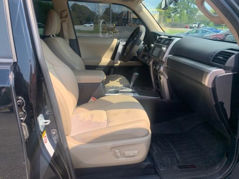 Used 2015 Toyota 4Runner SR5 image 18