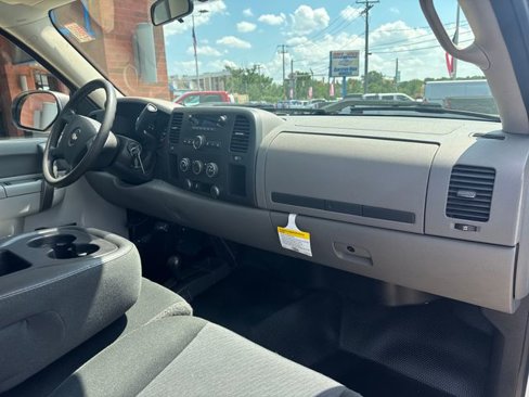 Used 2013 Chevrolet Silverado 1500 W/T image 16
